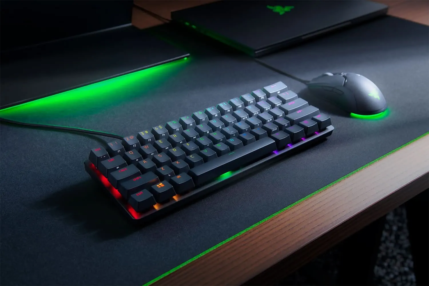 RAZER HUNTSMAN MINI PURPLE SWITCH GAMING KEYBOARD