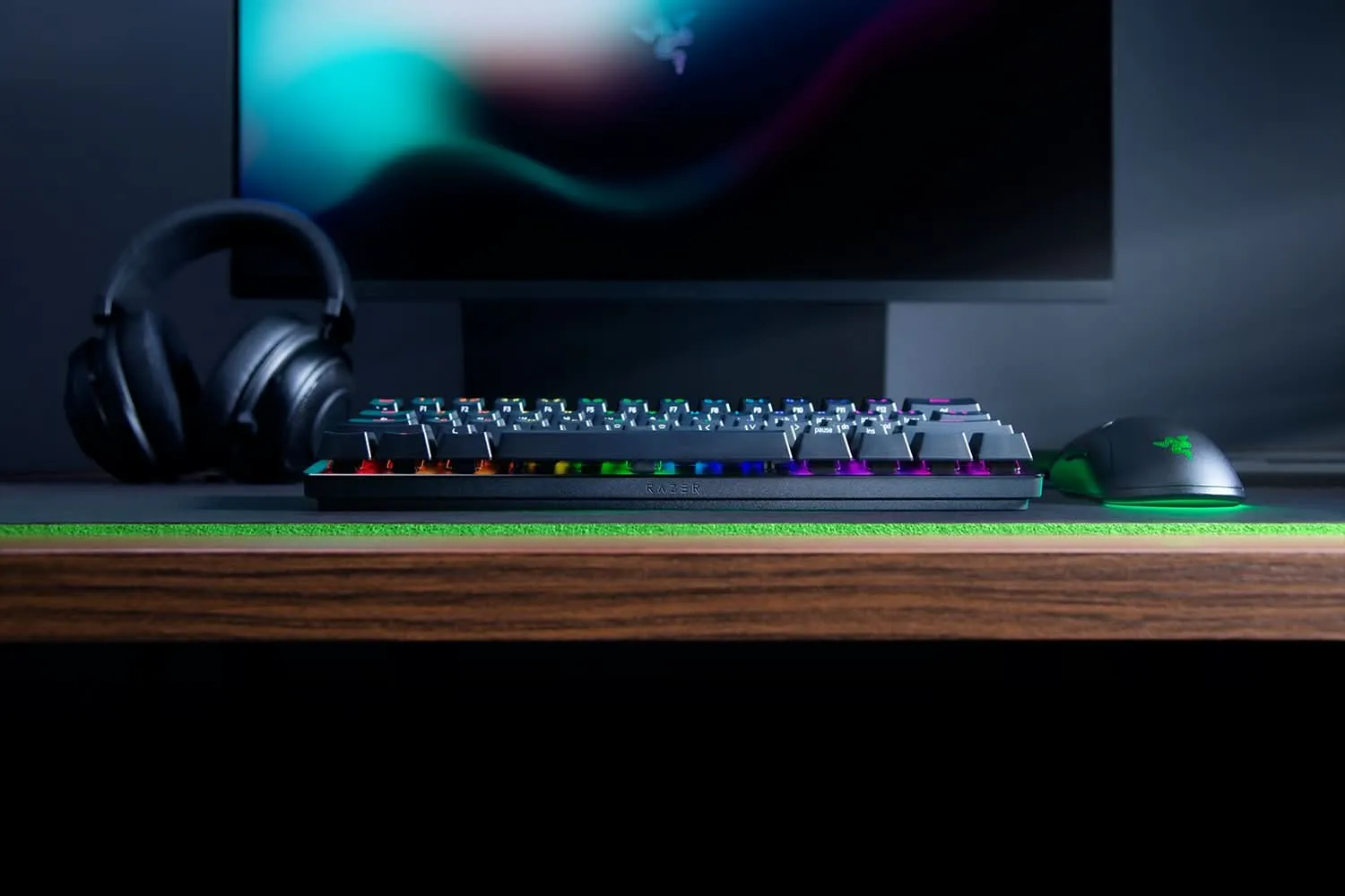 RAZER HUNTSMAN MINI PURPLE SWITCH GAMING KEYBOARD