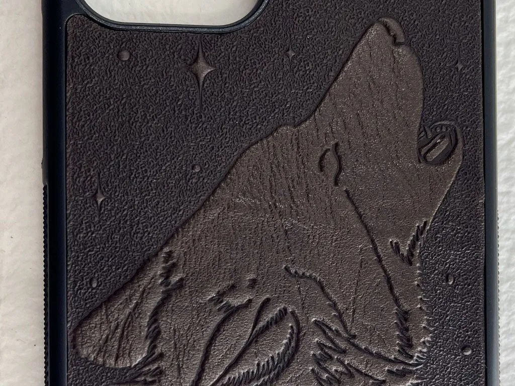 SECOND | iPhone 11 Pro Case | Singing Wolf in Chocolate